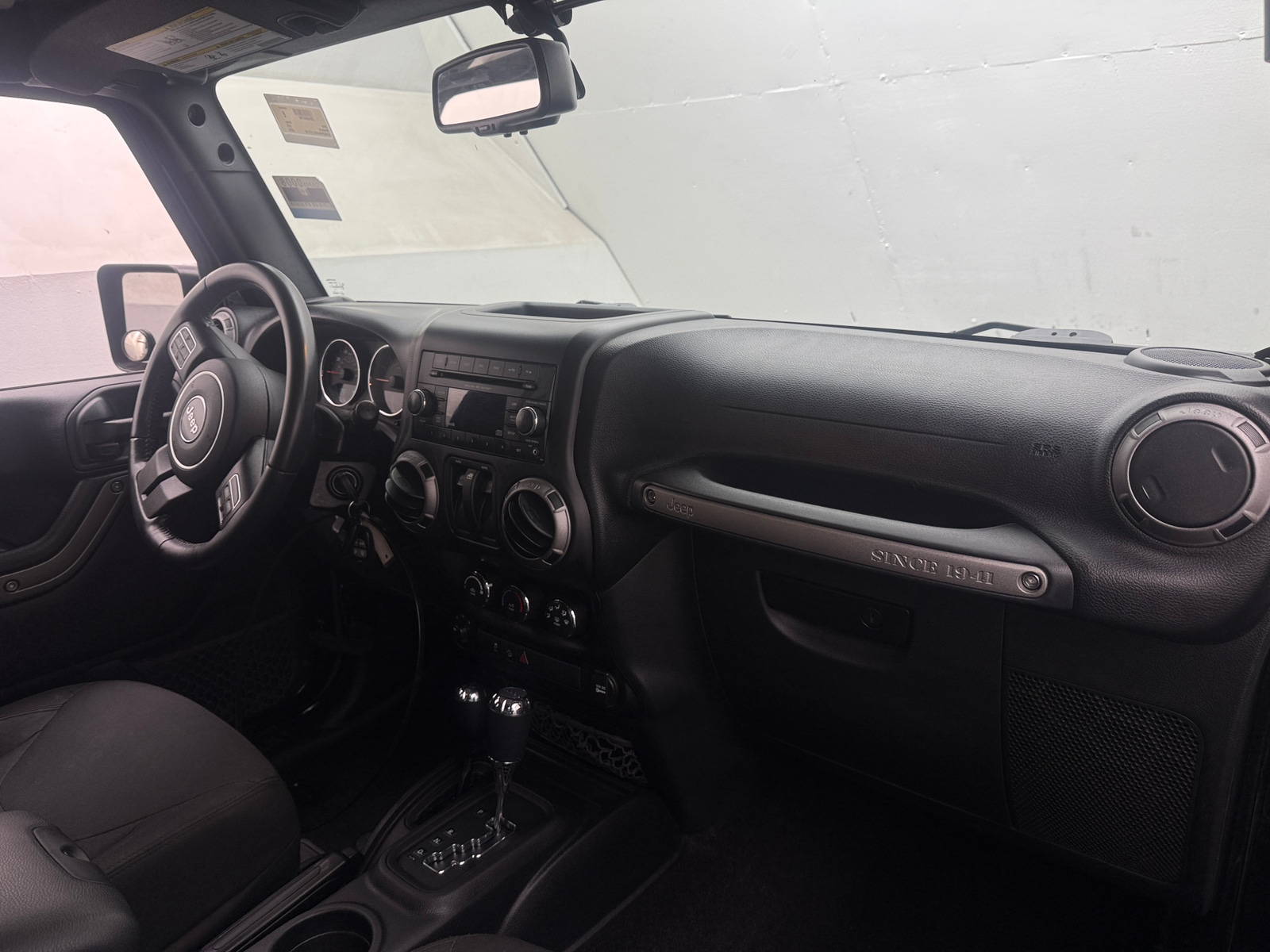 Thumbnail: 2016 Jeep Wrangler - 3