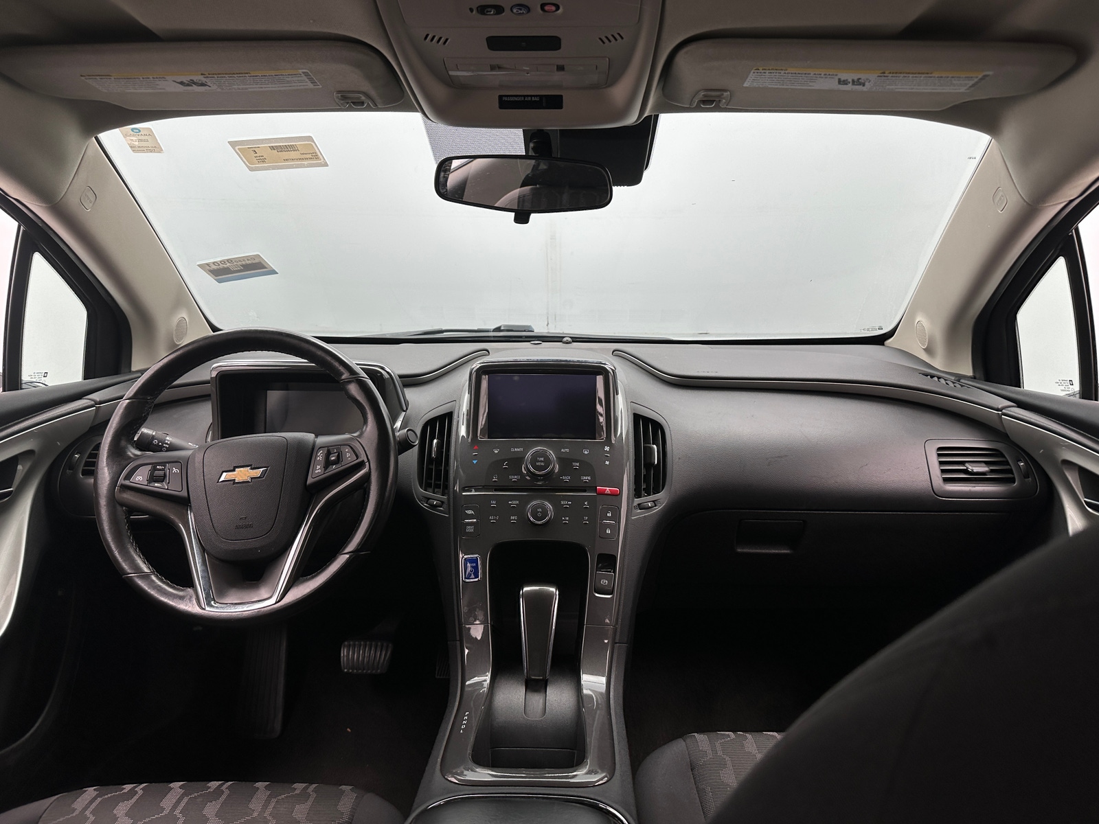Thumbnail: 2014 Chevrolet Volt - 3