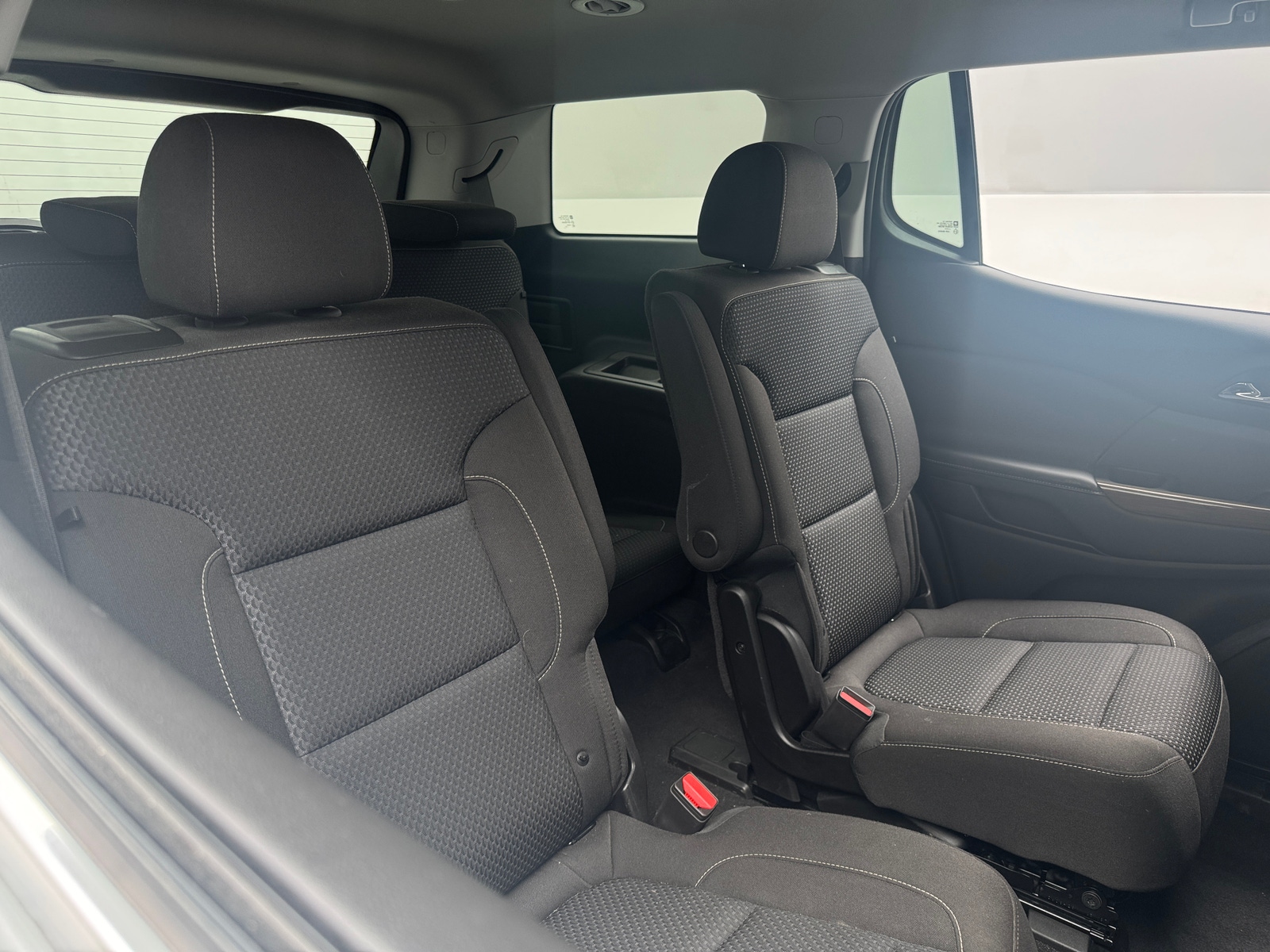 Thumbnail: 2023 GMC Acadia - 6