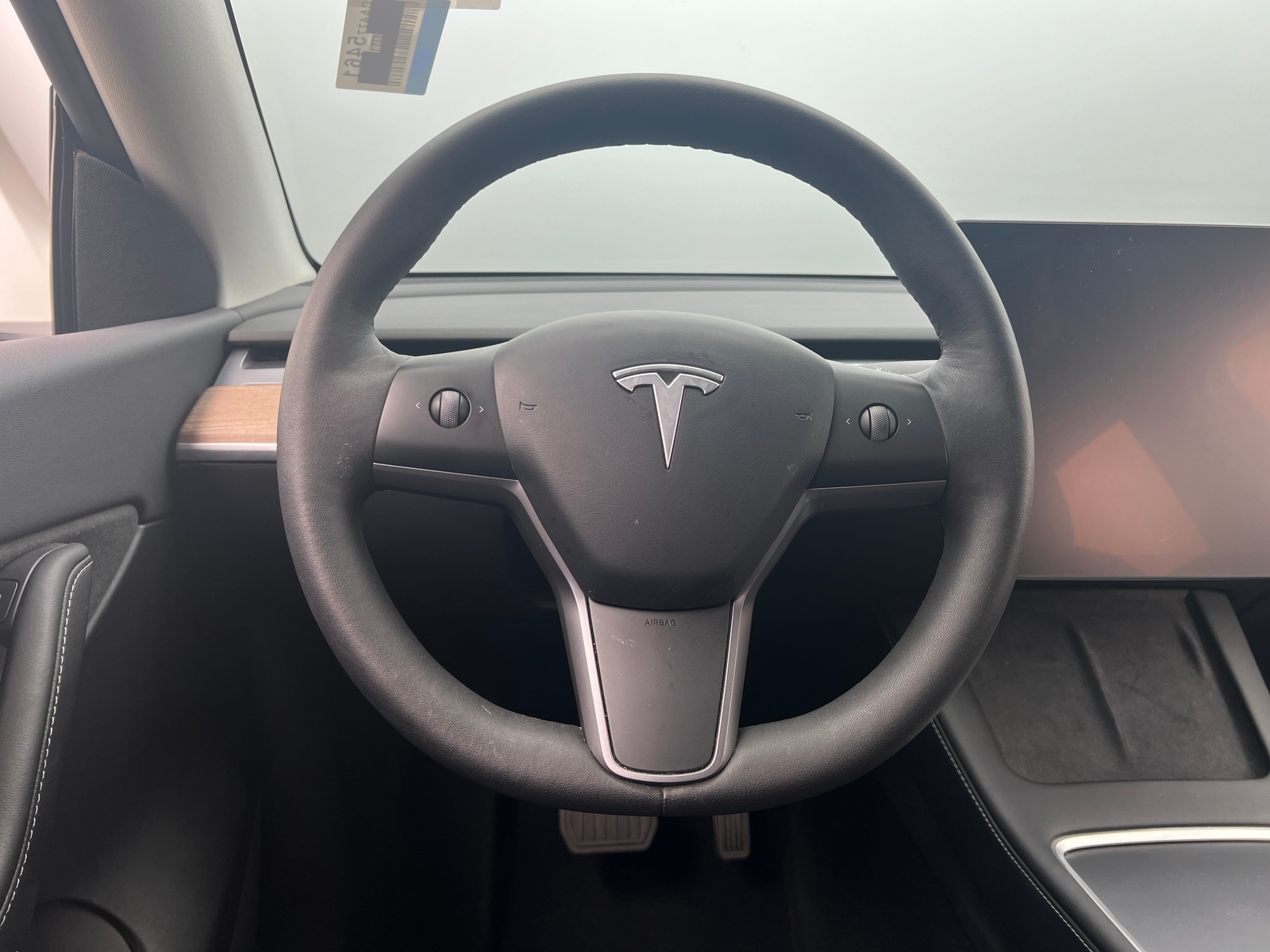 Thumbnail: 2022 Tesla Model Y - 4