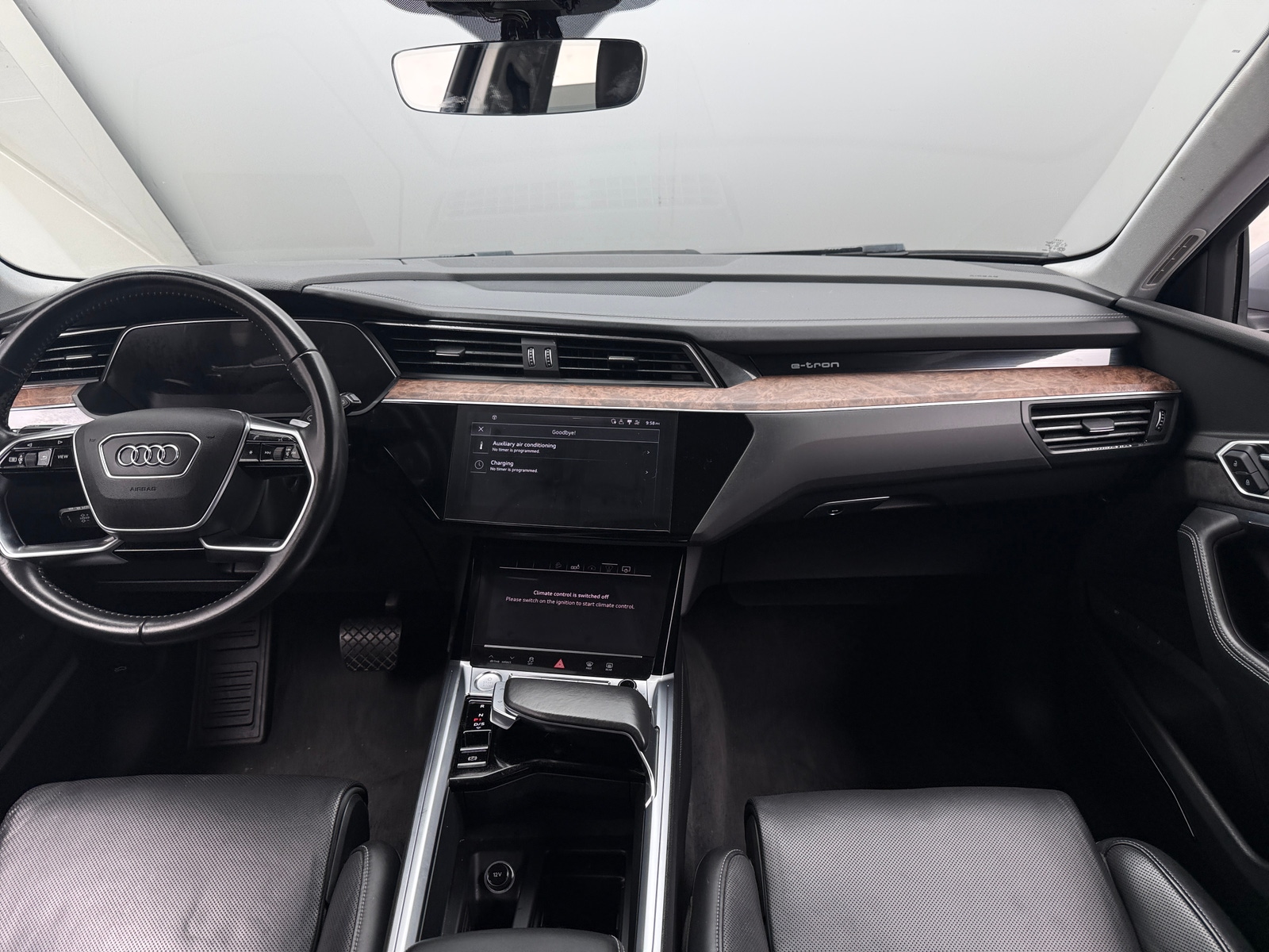Thumbnail: 2019 Audi e-tron - 2