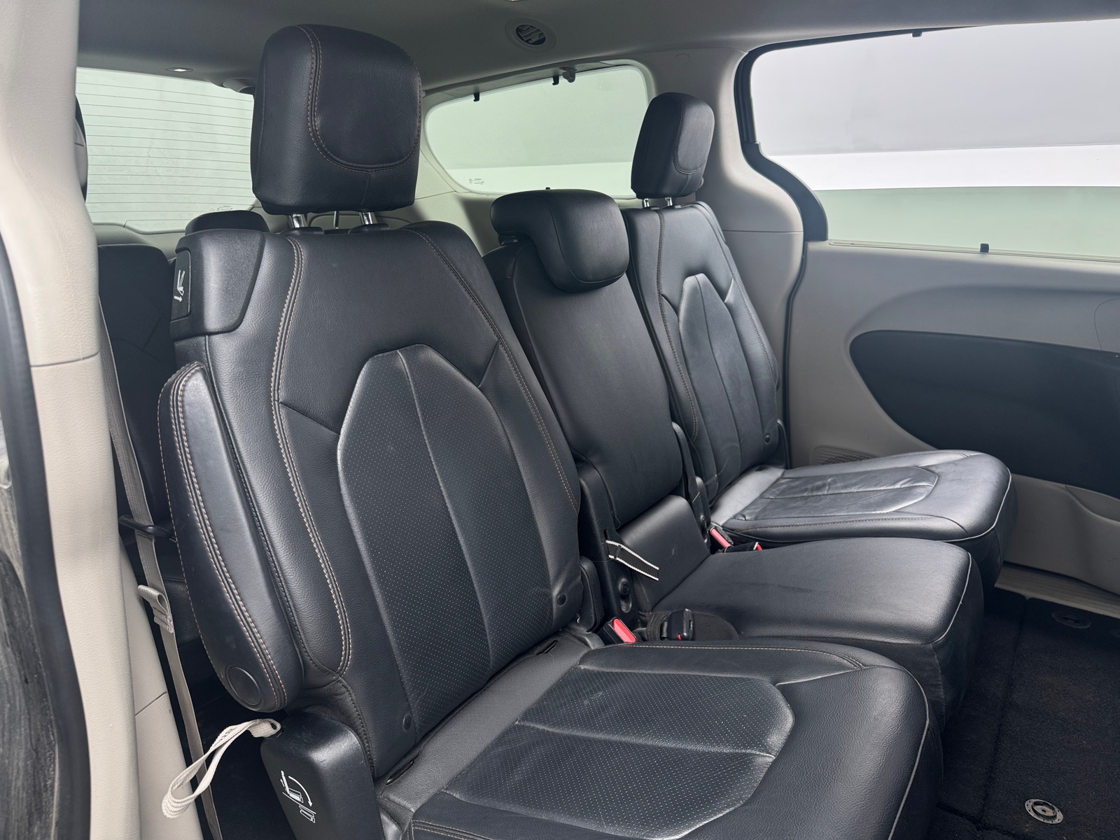 Thumbnail: 2020 Chrysler Pacifica - 5