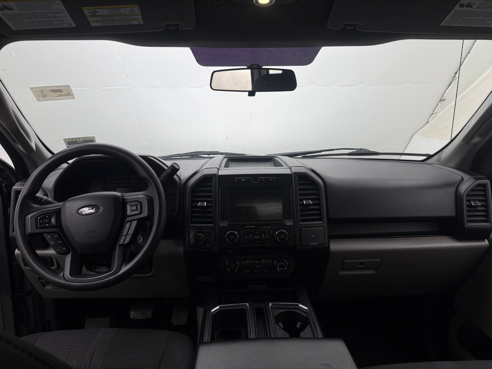 Thumbnail: 2018 Ford Econoline - 3