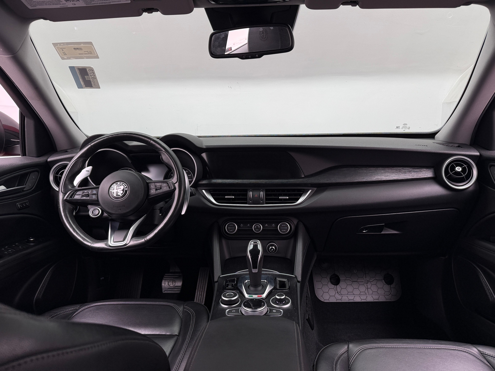Thumbnail: 2020 Alfa Romeo Stelvio - 2
