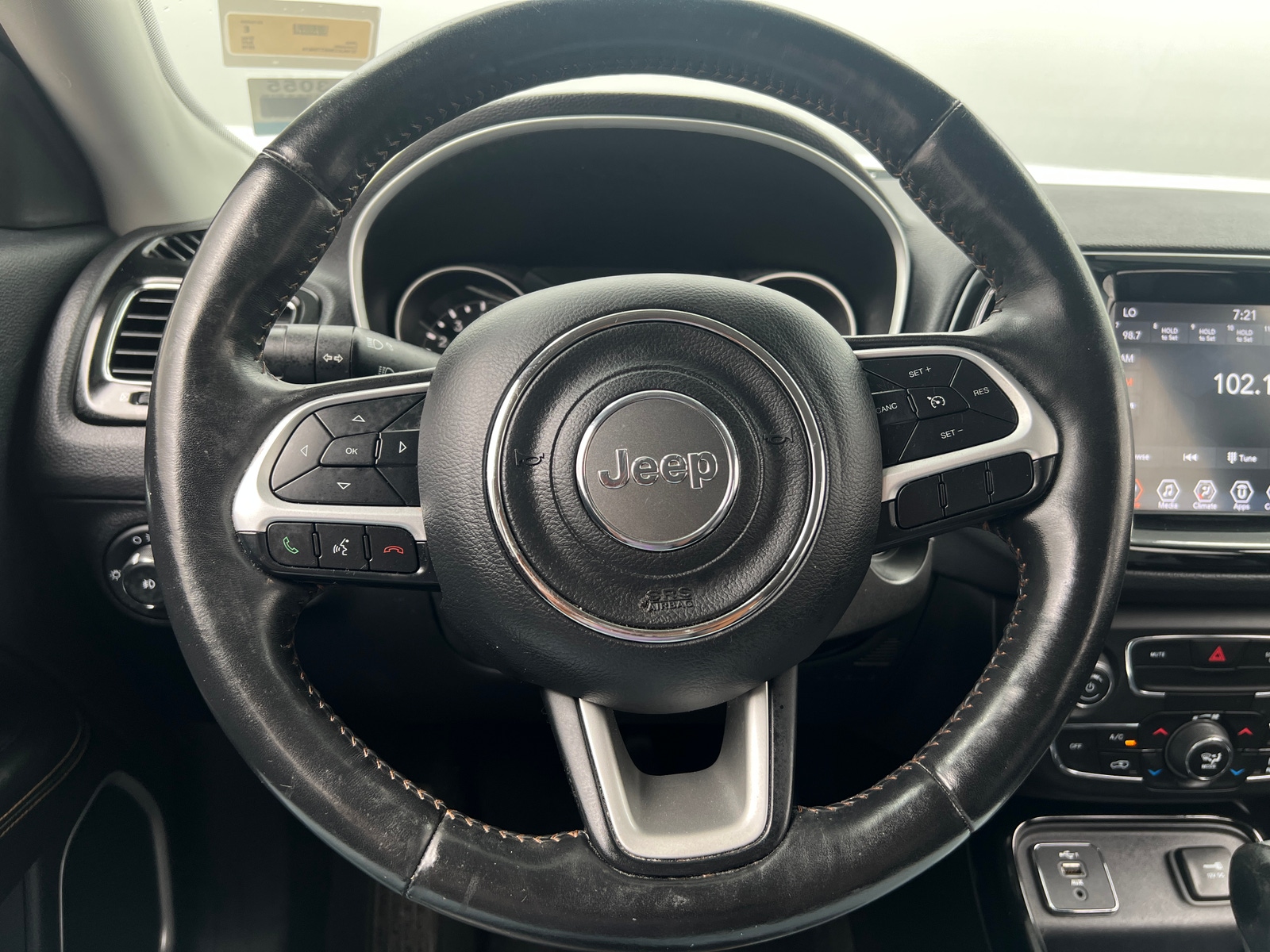 Thumbnail: 2019 Jeep Compass - 4