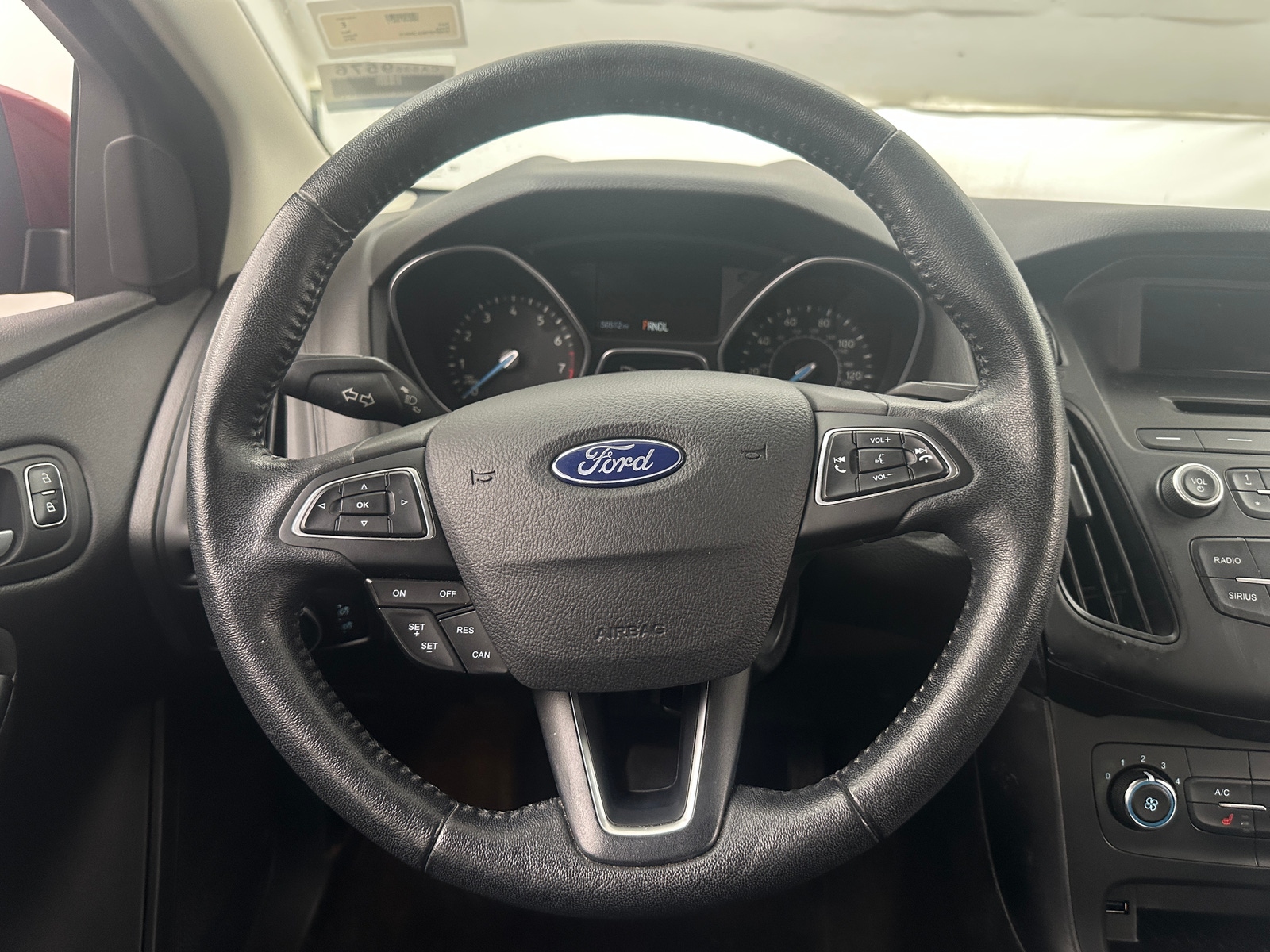 Thumbnail: 2016 Ford Focus - 5