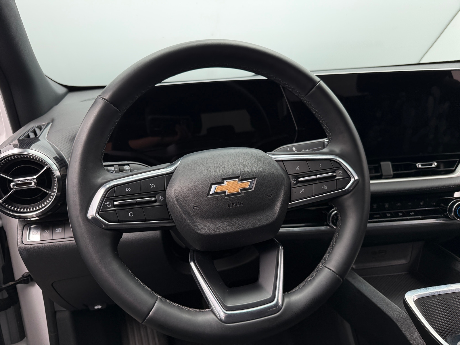Thumbnail: 2025 Chevrolet Equinox - 5