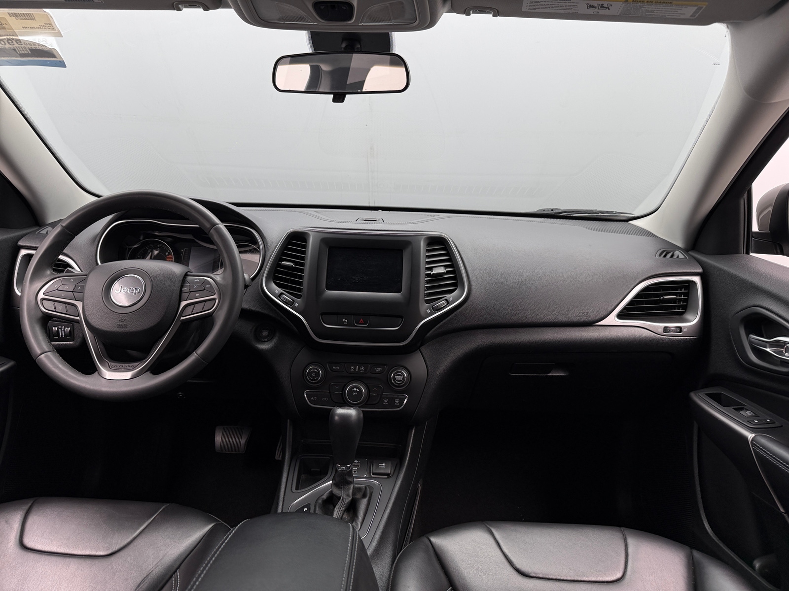 Thumbnail: 2020 Jeep Cherokee - 2