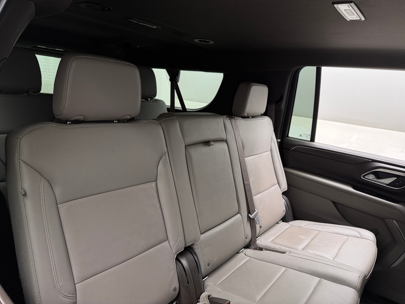 Thumbnail: 2022 Chevrolet Suburban - 5