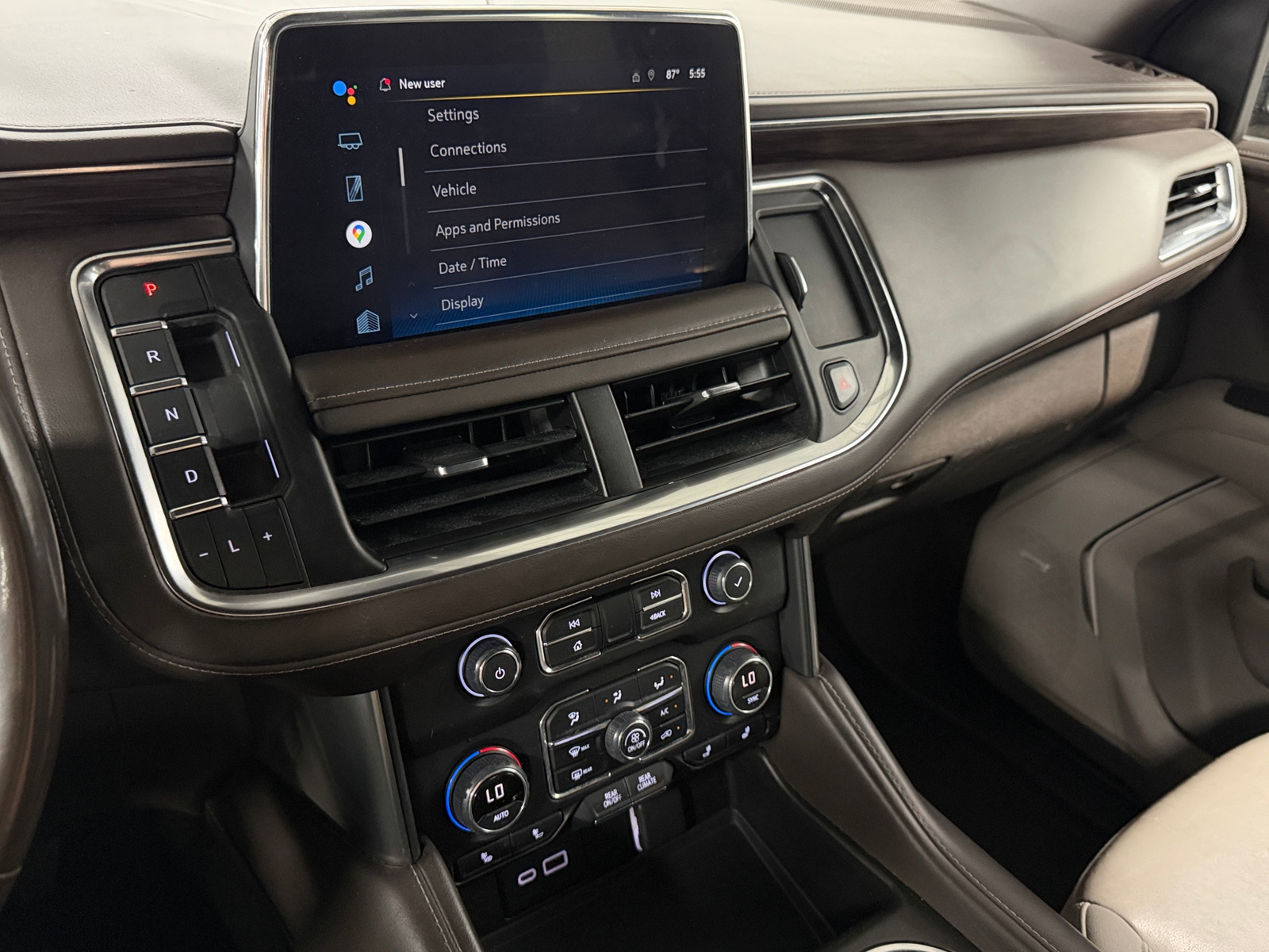 Thumbnail: 2022 Chevrolet Suburban - 3