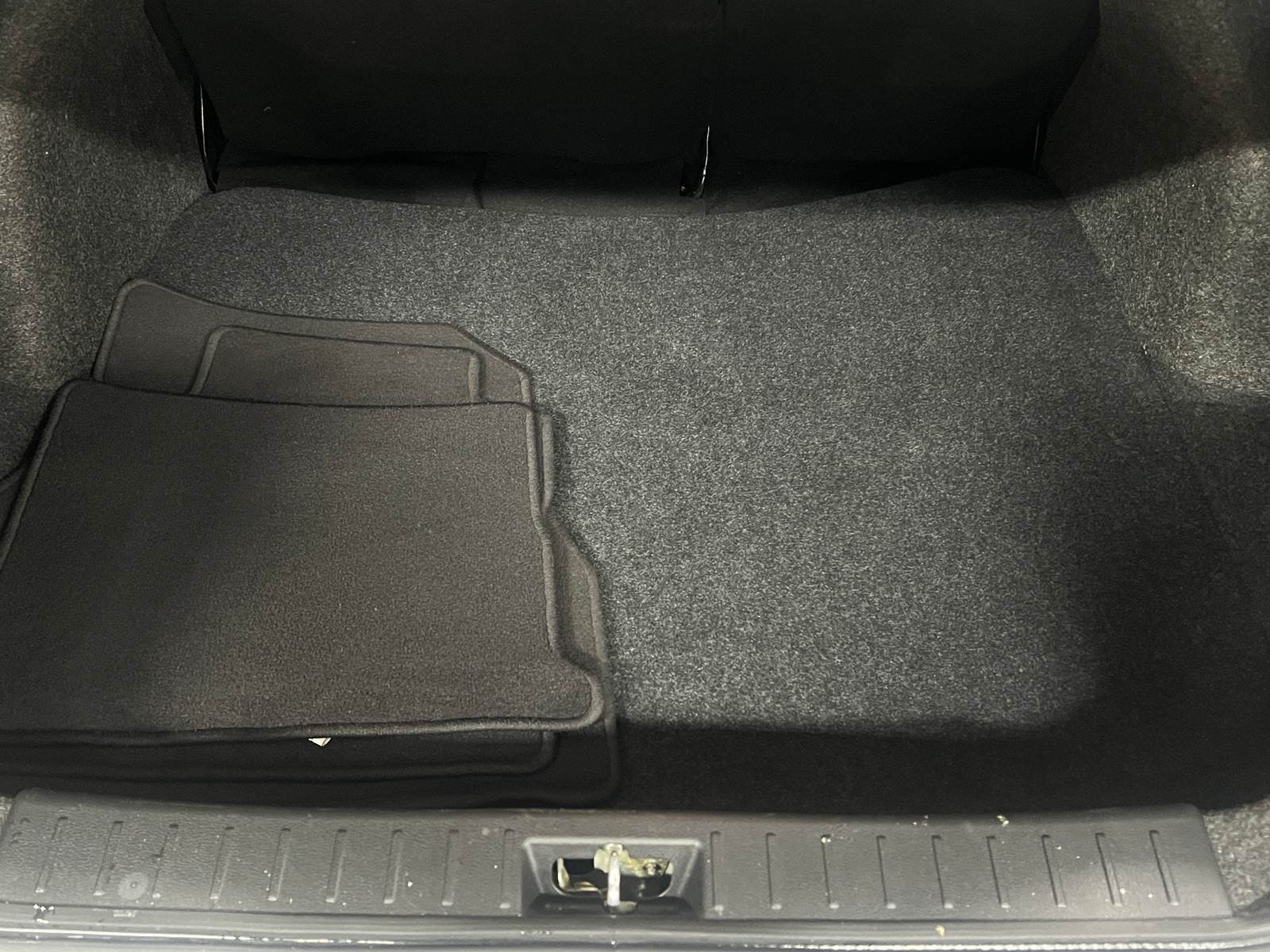 Thumbnail: 2020 Nissan Versa - 7
