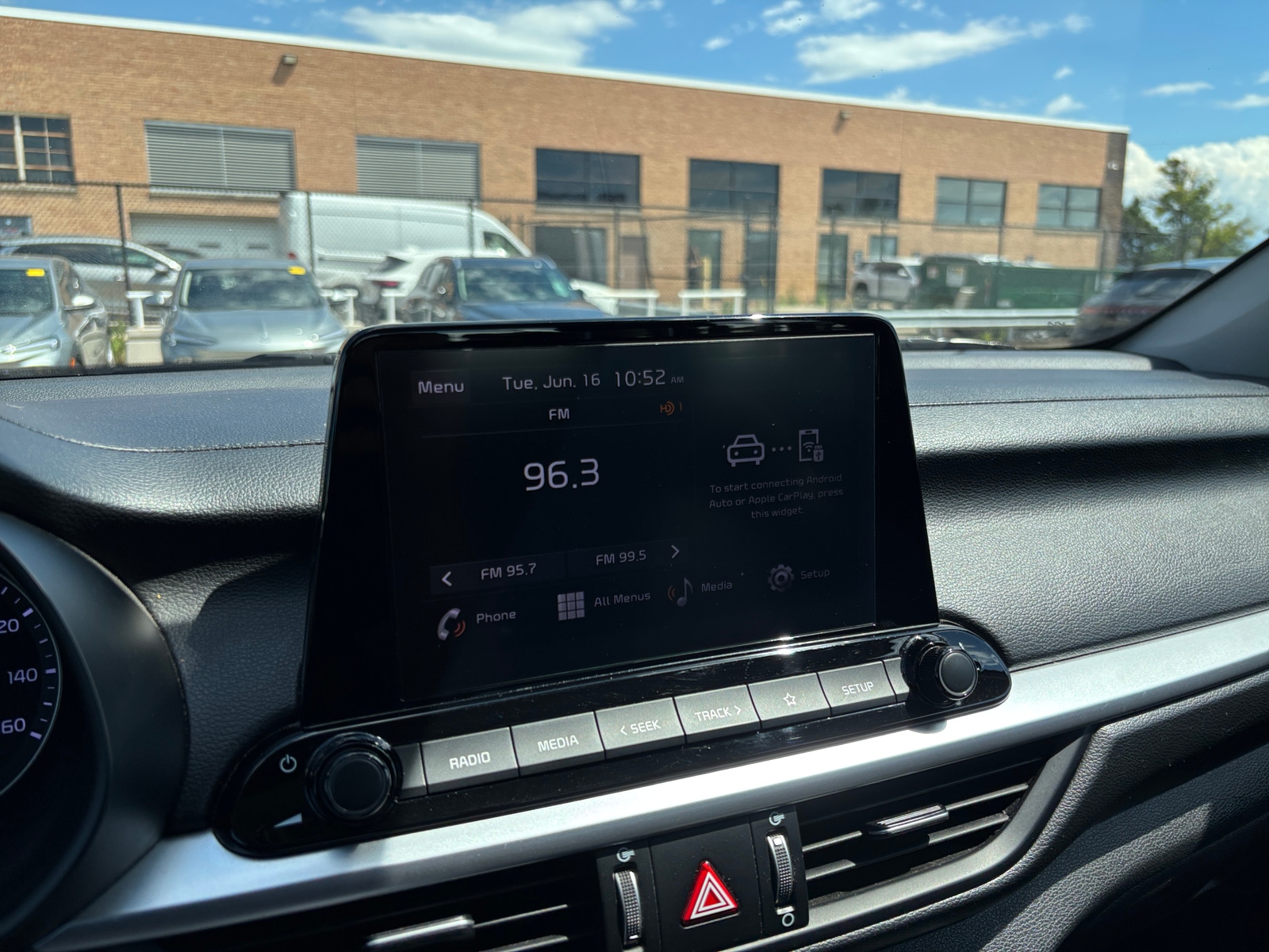 Thumbnail: 2024 Kia Forte - 4