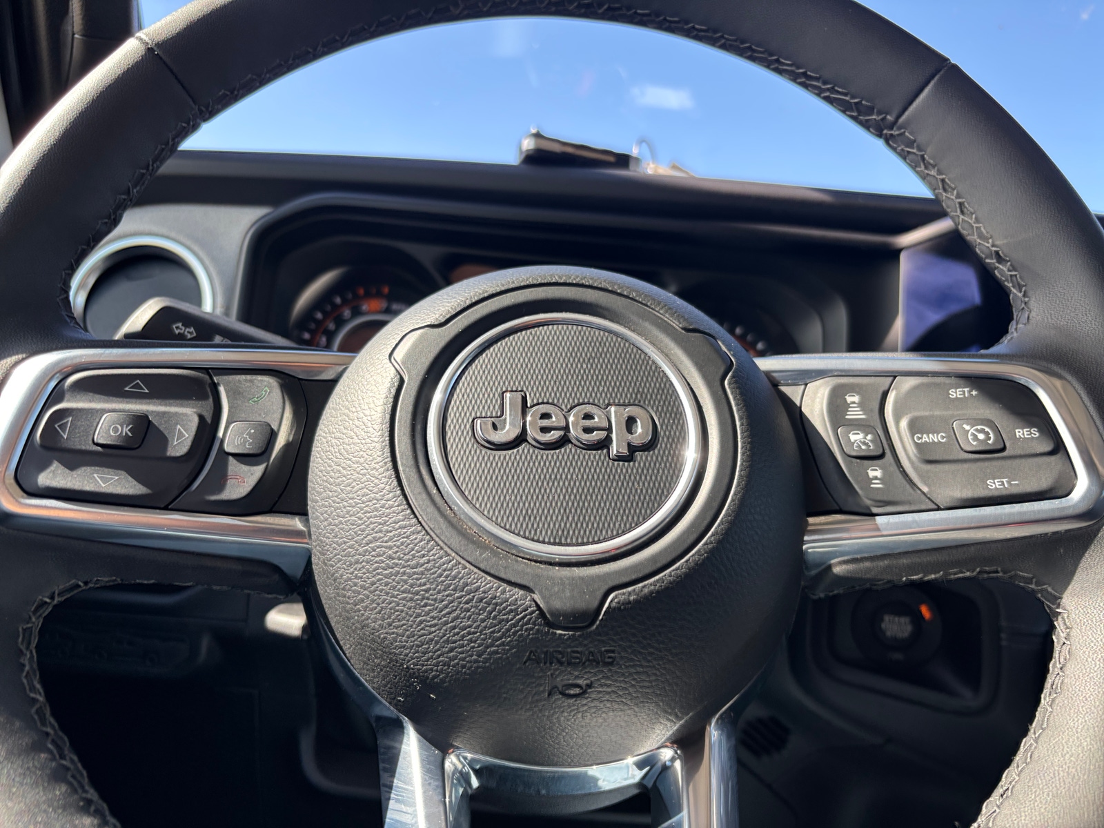 Thumbnail: 2025 Jeep Wrangler - 5