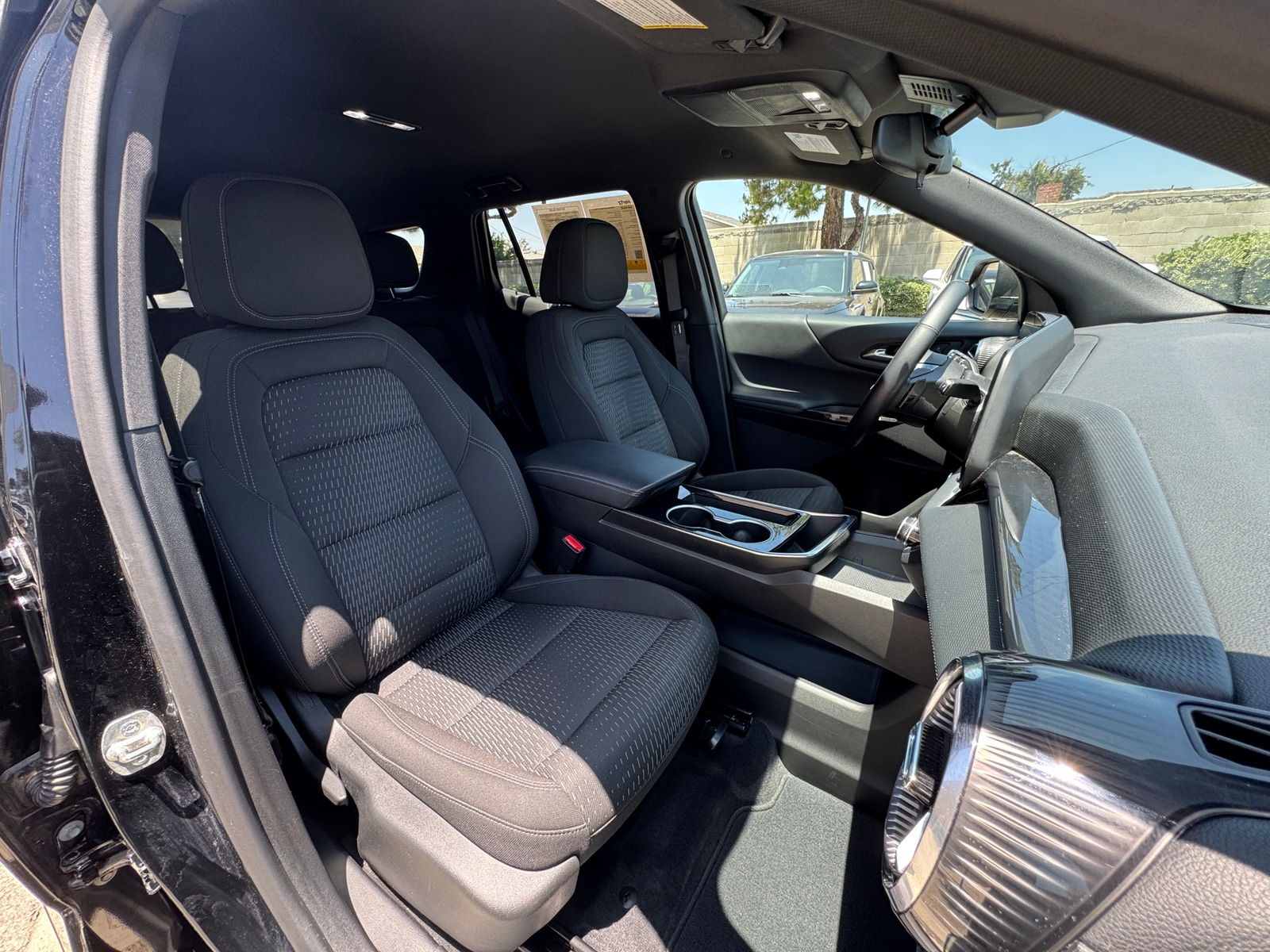 Thumbnail: 2025 Chevrolet Equinox - 2