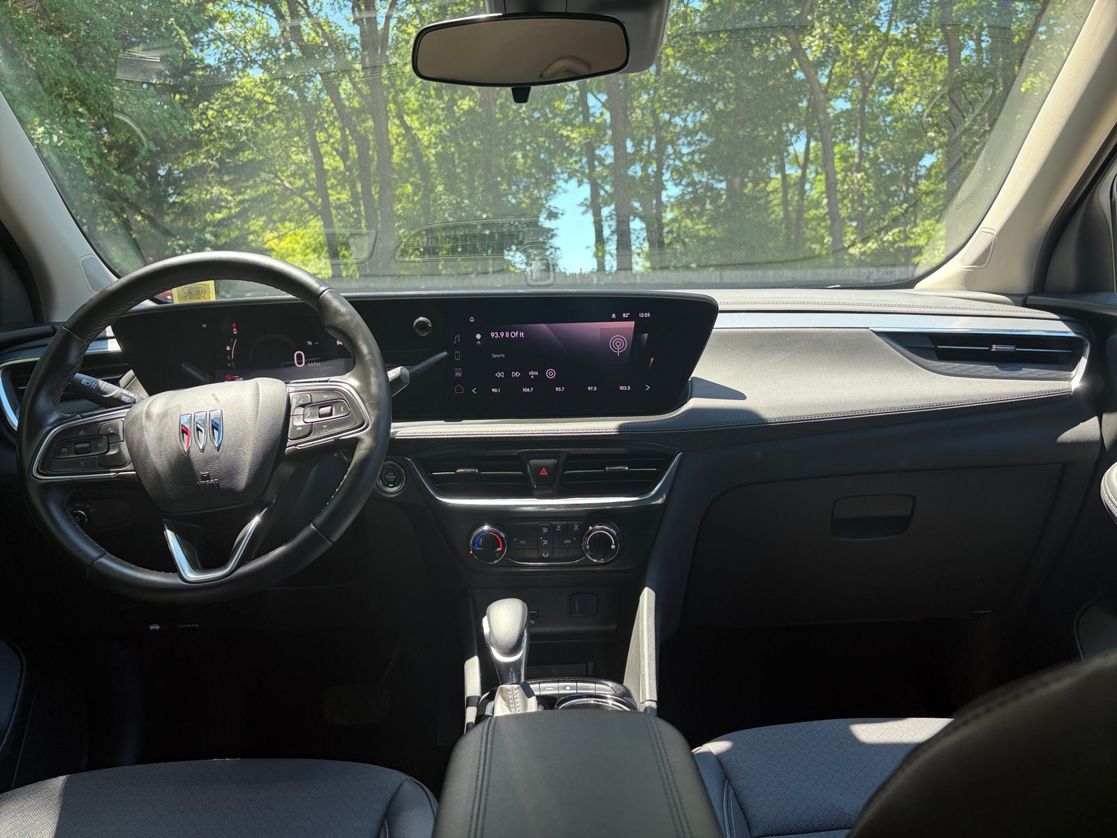 Thumbnail: 2025 Buick Encore GX - 3