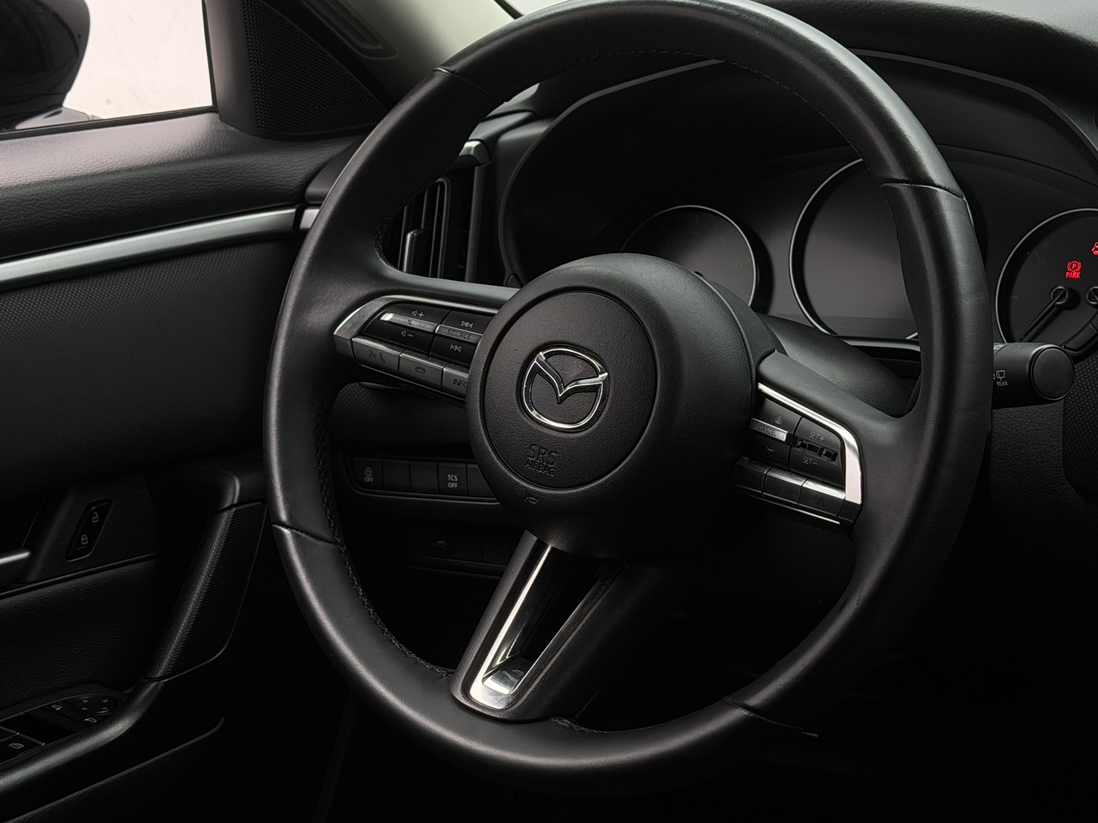 Thumbnail: 2025 Mazda CX-50 - 4