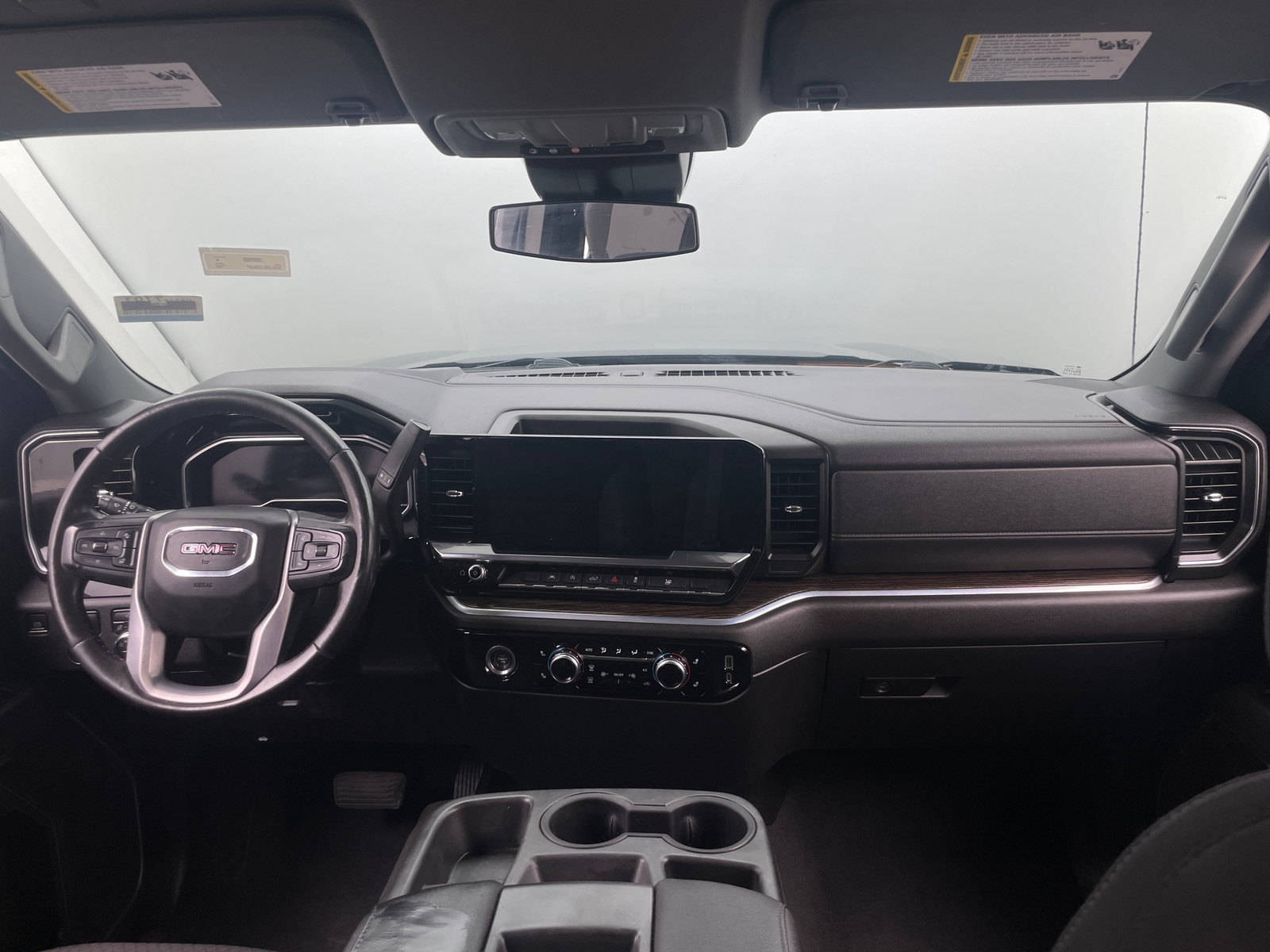 Thumbnail: 2022 GMC Sierra 1500 - 3