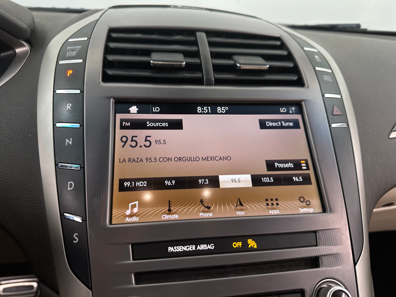 Thumbnail: 2019 Lincoln MKZ - 3