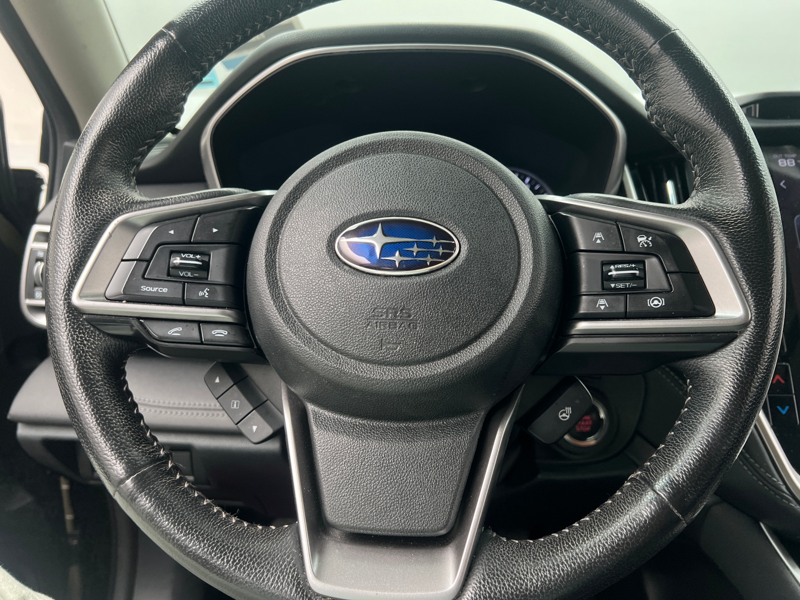 Thumbnail: 2022 Subaru Outback - 4