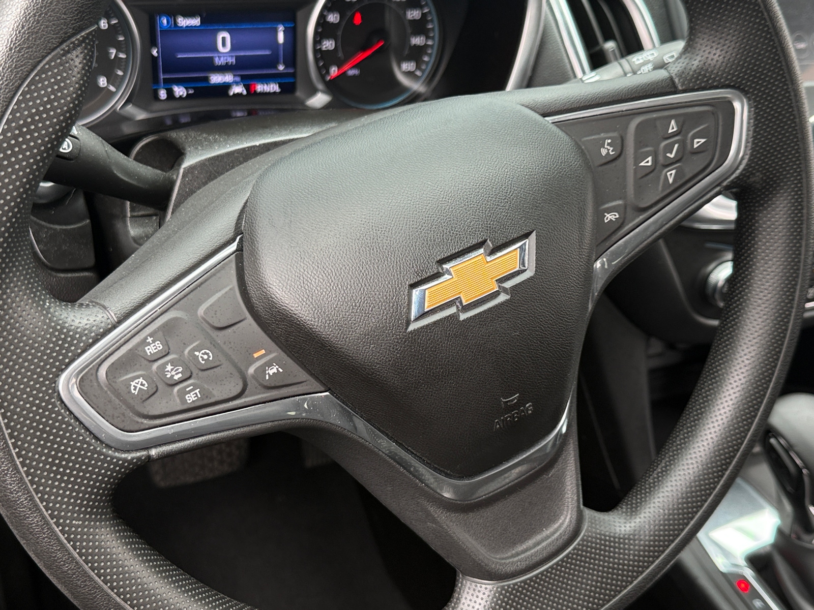 Thumbnail: 2022 Chevrolet Equinox - 5