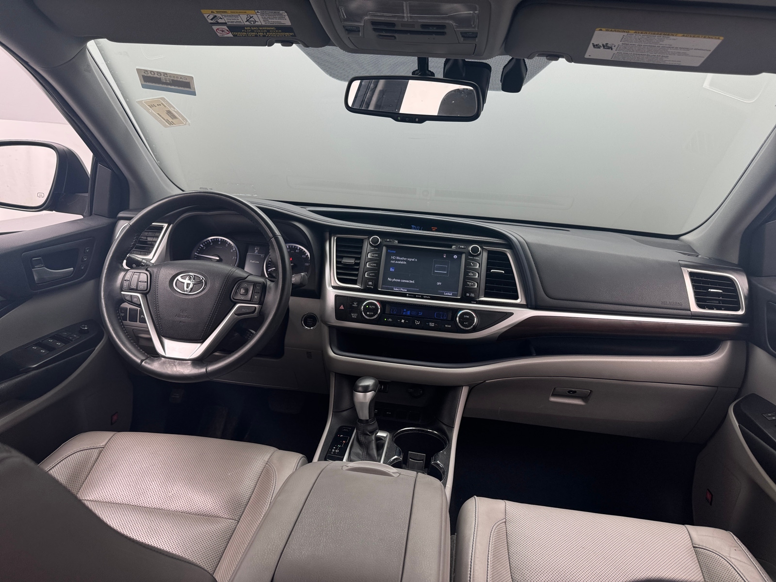 Thumbnail: 2016 Toyota Highlander - 2