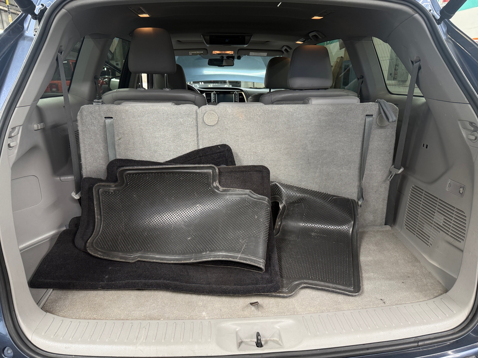 Thumbnail: 2016 Toyota Highlander - 6