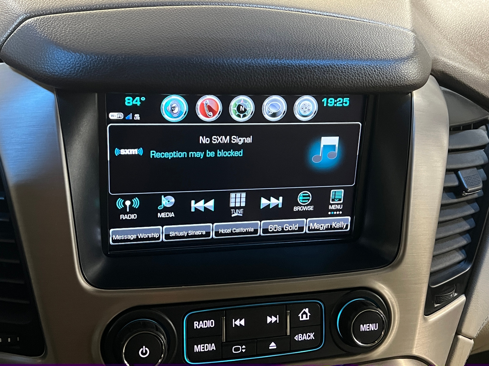 Thumbnail: 2017 GMC Yukon - 3