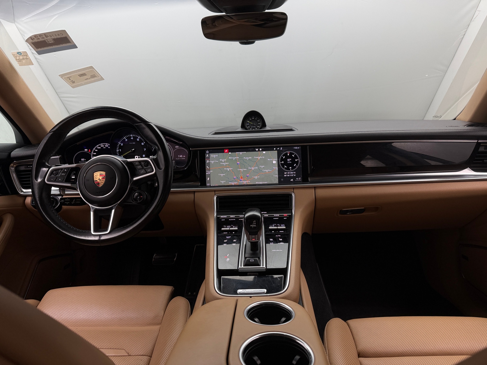 Thumbnail: 2020 Porsche Panamera - 3
