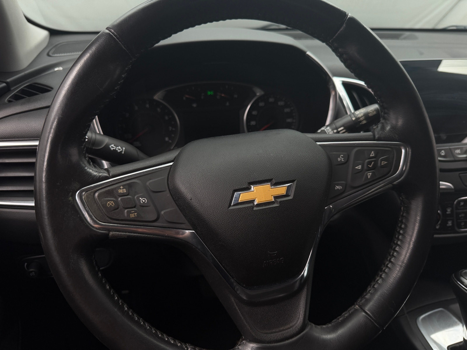 Thumbnail: 2019 Chevrolet Equinox - 5