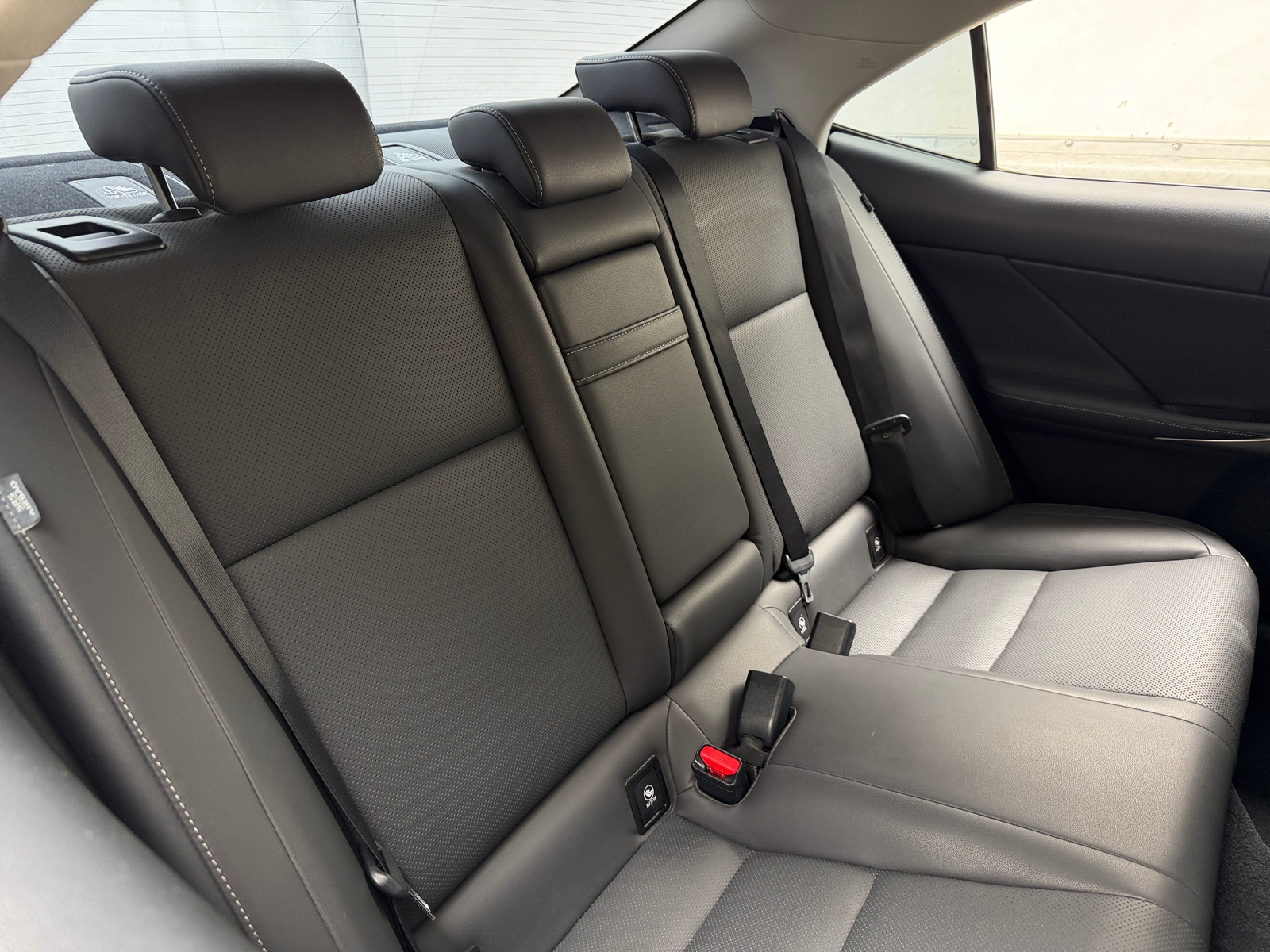 Thumbnail: 2016 Lexus IS - 5