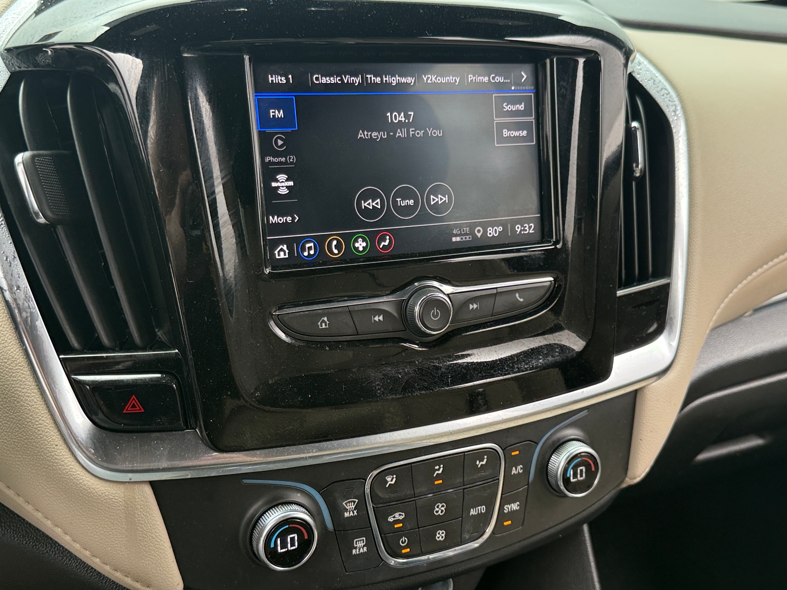 Thumbnail: 2023 Chevrolet Traverse - 4