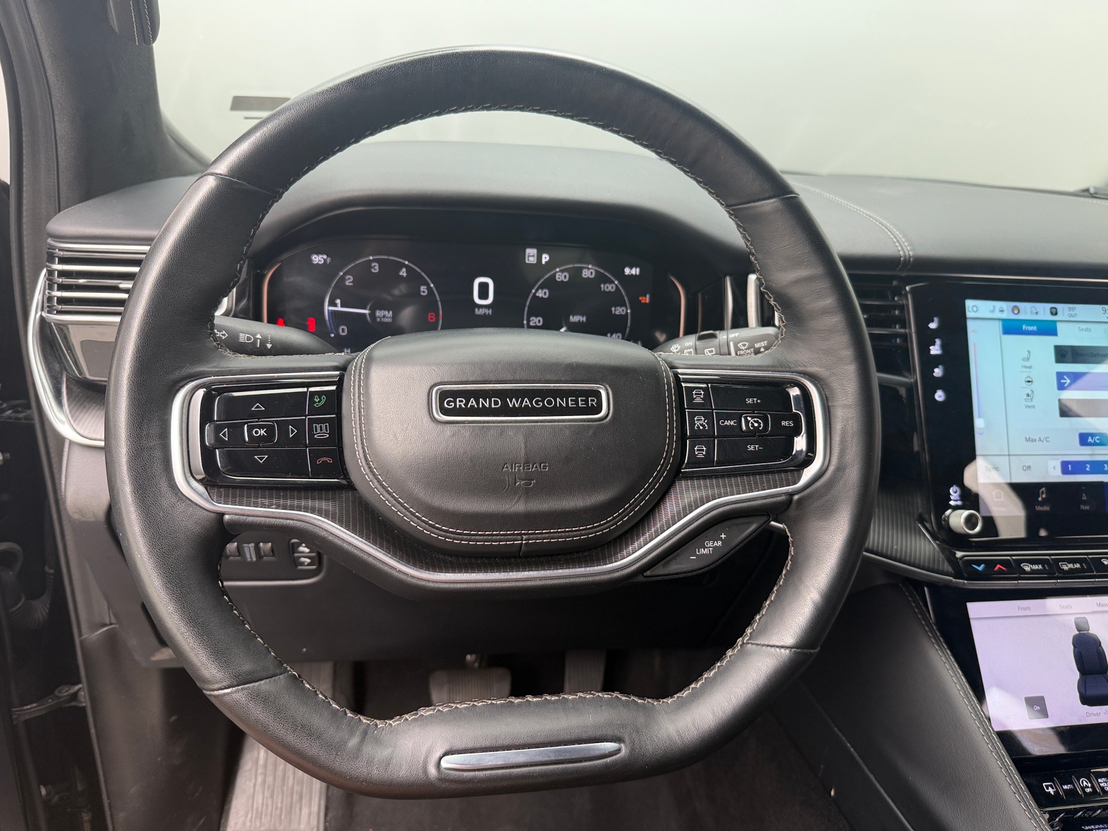 Thumbnail: 2024 Jeep Grand Wagoneer L - 4