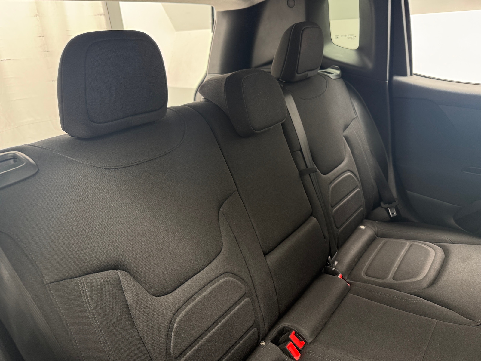 Thumbnail: 2018 Jeep Renegade - 6