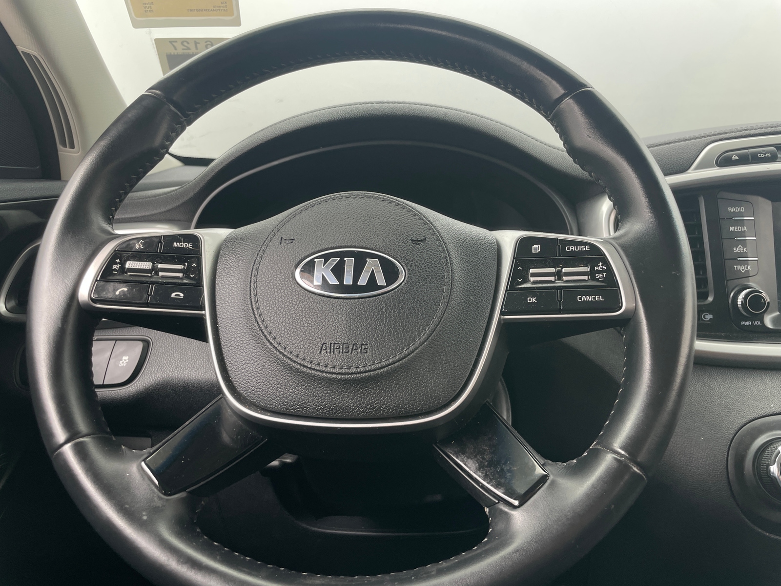 Thumbnail: 2019 Kia Sorento - 5