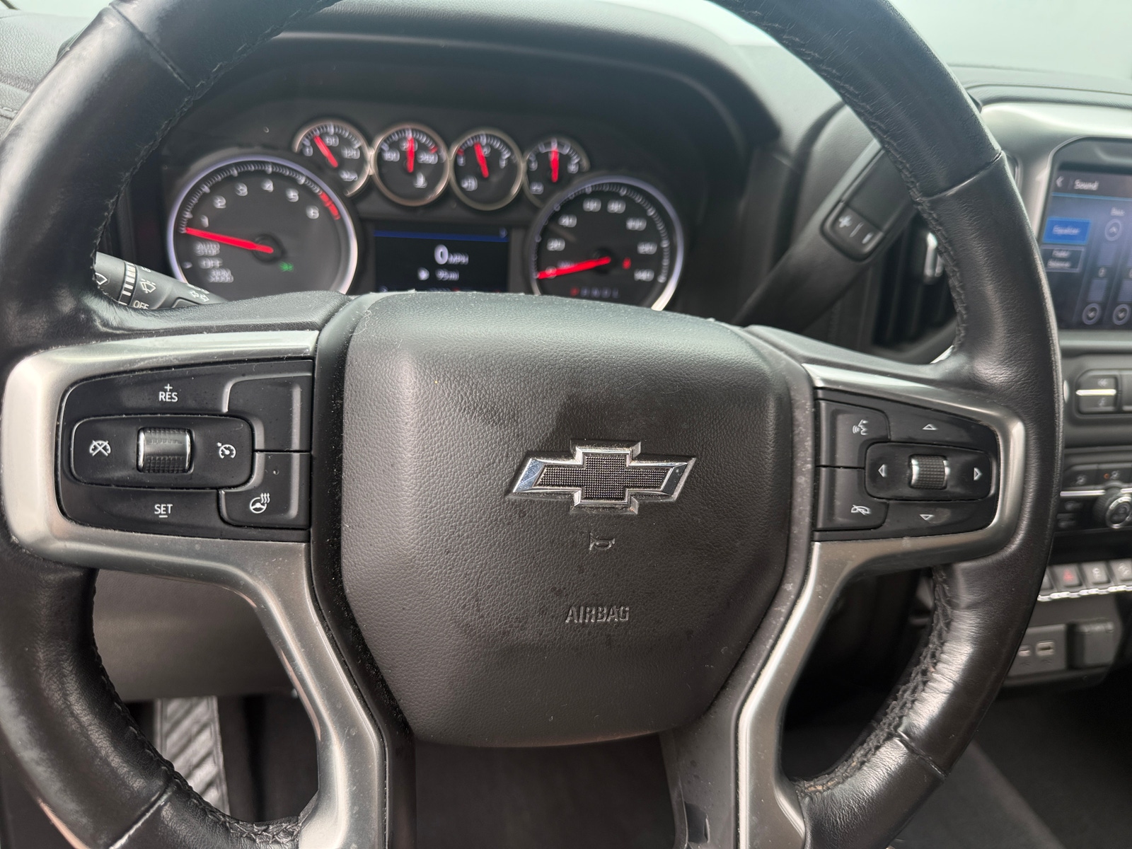 Thumbnail: 2020 Chevrolet Silverado 1500 - 5