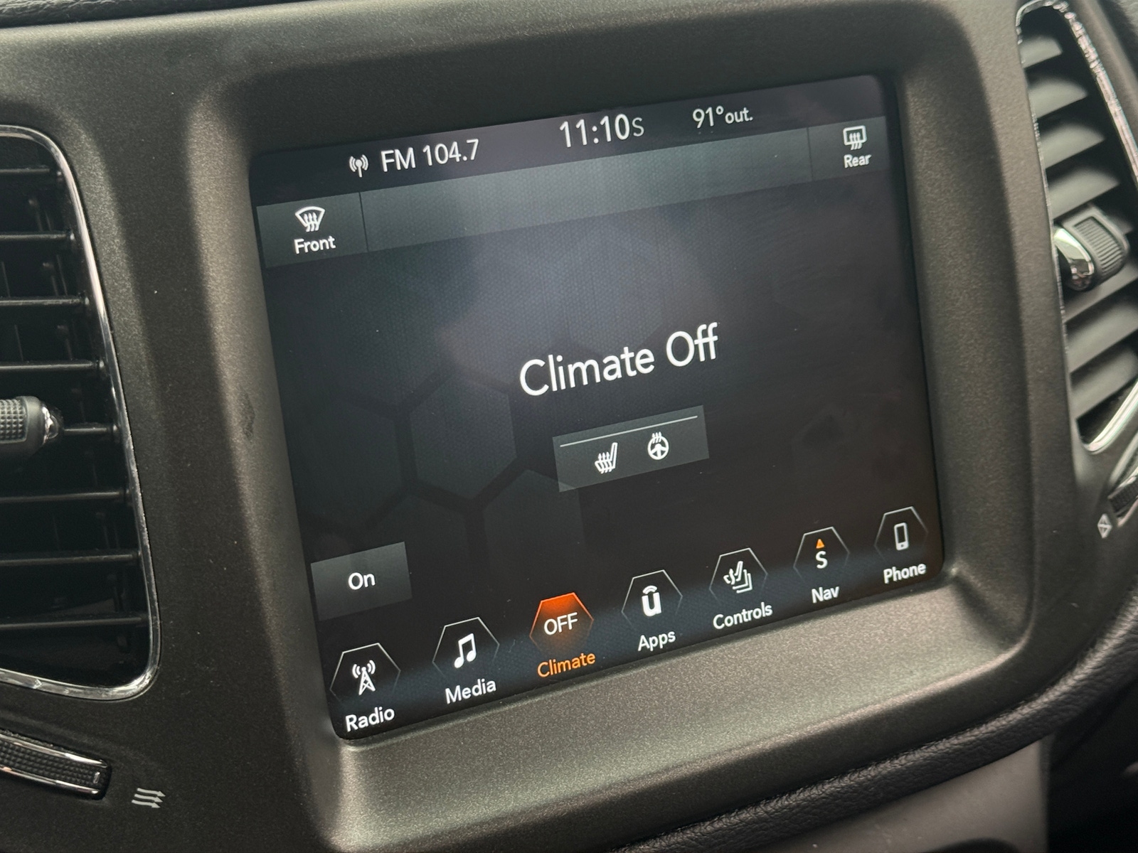 Thumbnail: 2017 Jeep Compass - 3