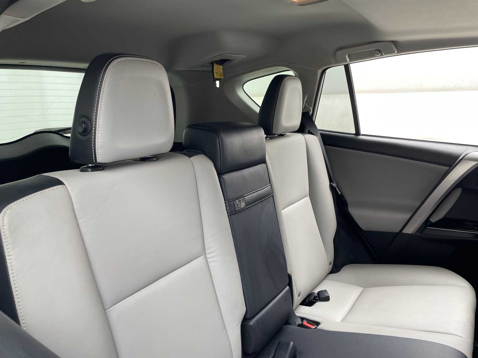 Thumbnail: 2017 Toyota RAV4 - 5