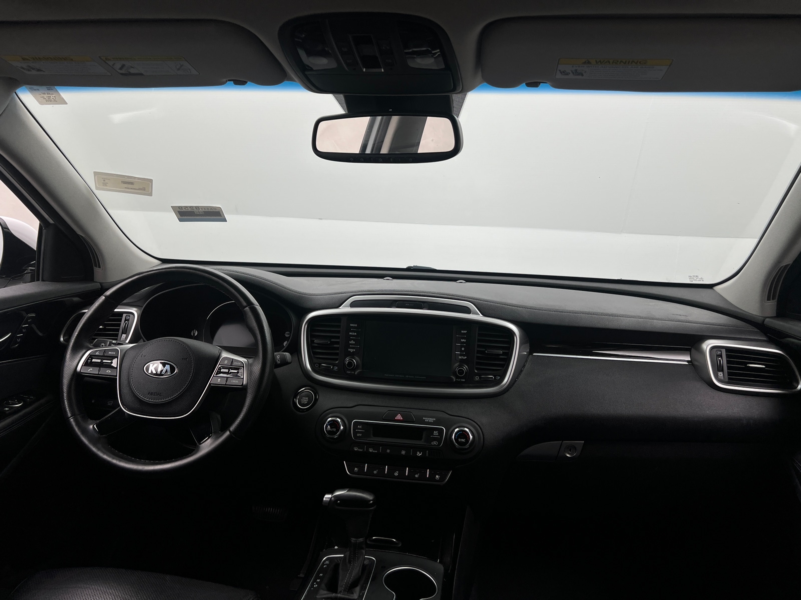 Thumbnail: 2019 Kia Sorento - 2