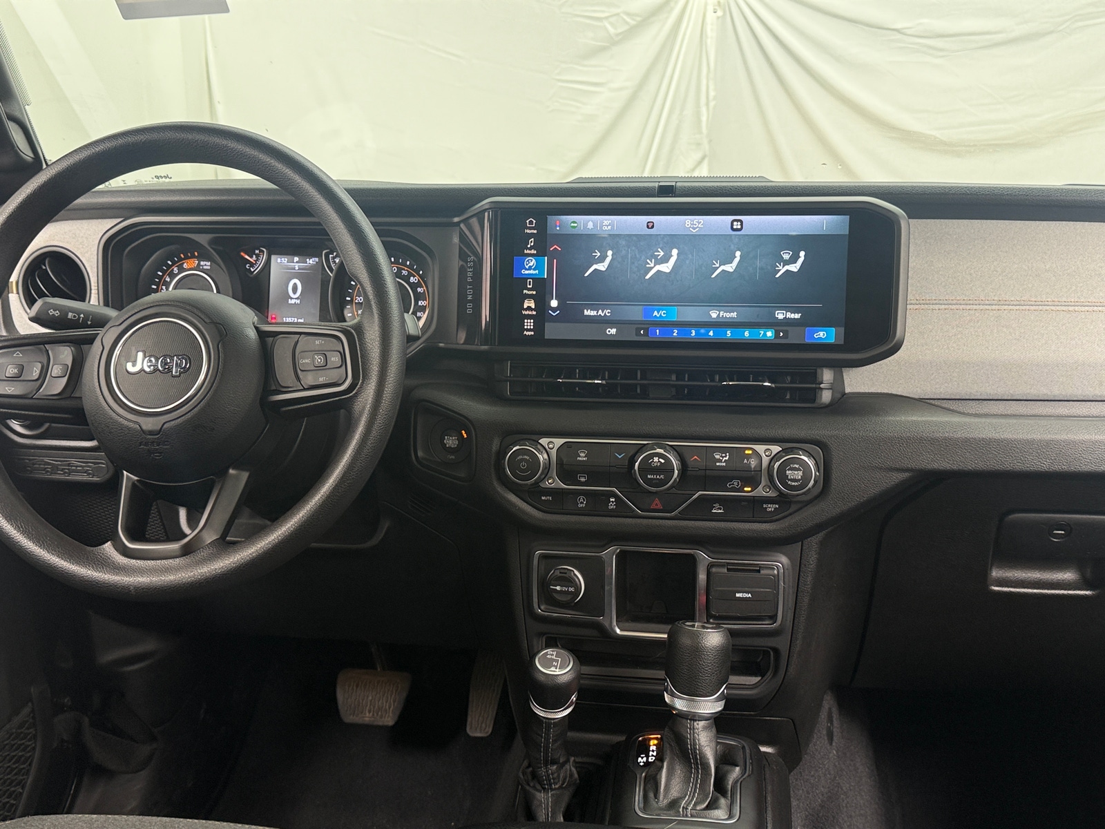 Thumbnail: 2024 Jeep Wrangler - 3