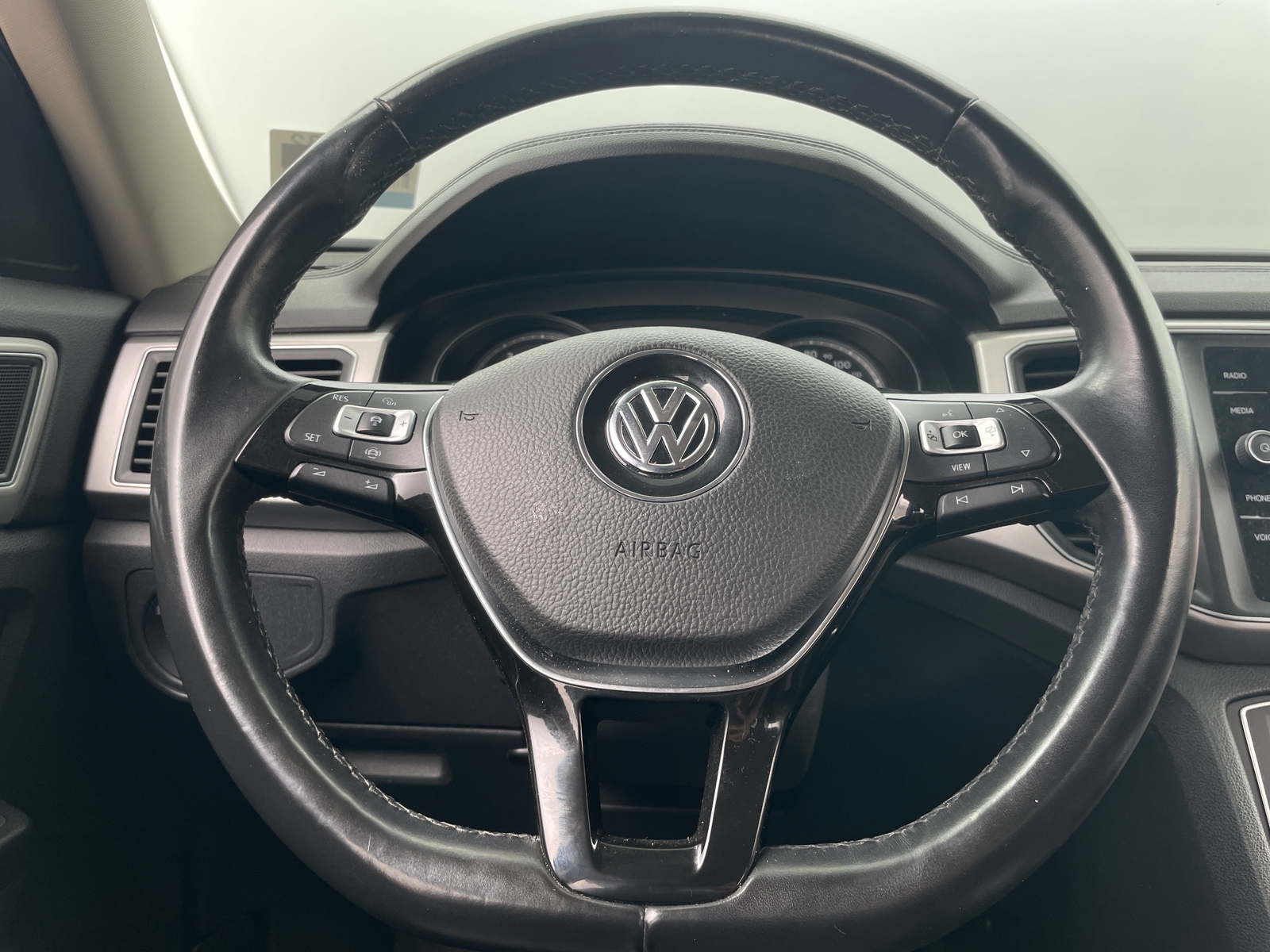 Thumbnail: 2019 Volkswagen Atlas - 4
