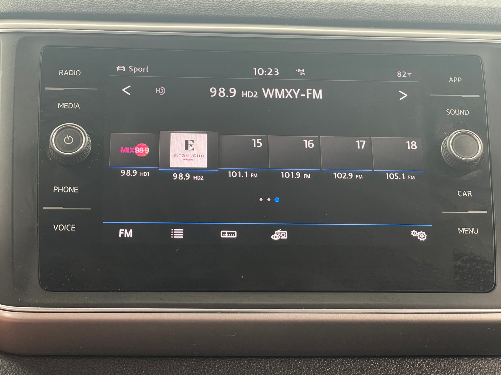 Thumbnail: 2019 Volkswagen Atlas - 3