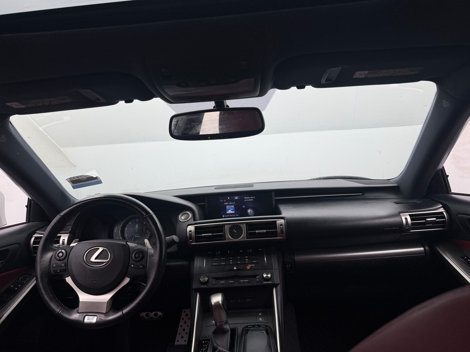 Thumbnail: 2016 Lexus IS - 2