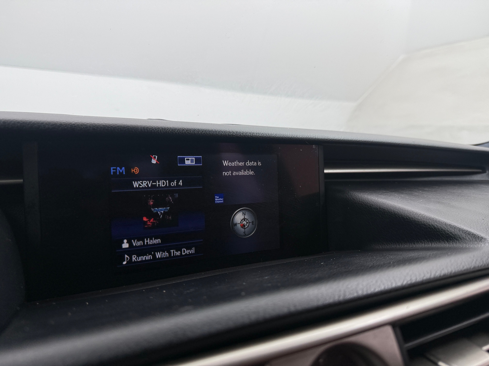 Thumbnail: 2016 Lexus IS - 3