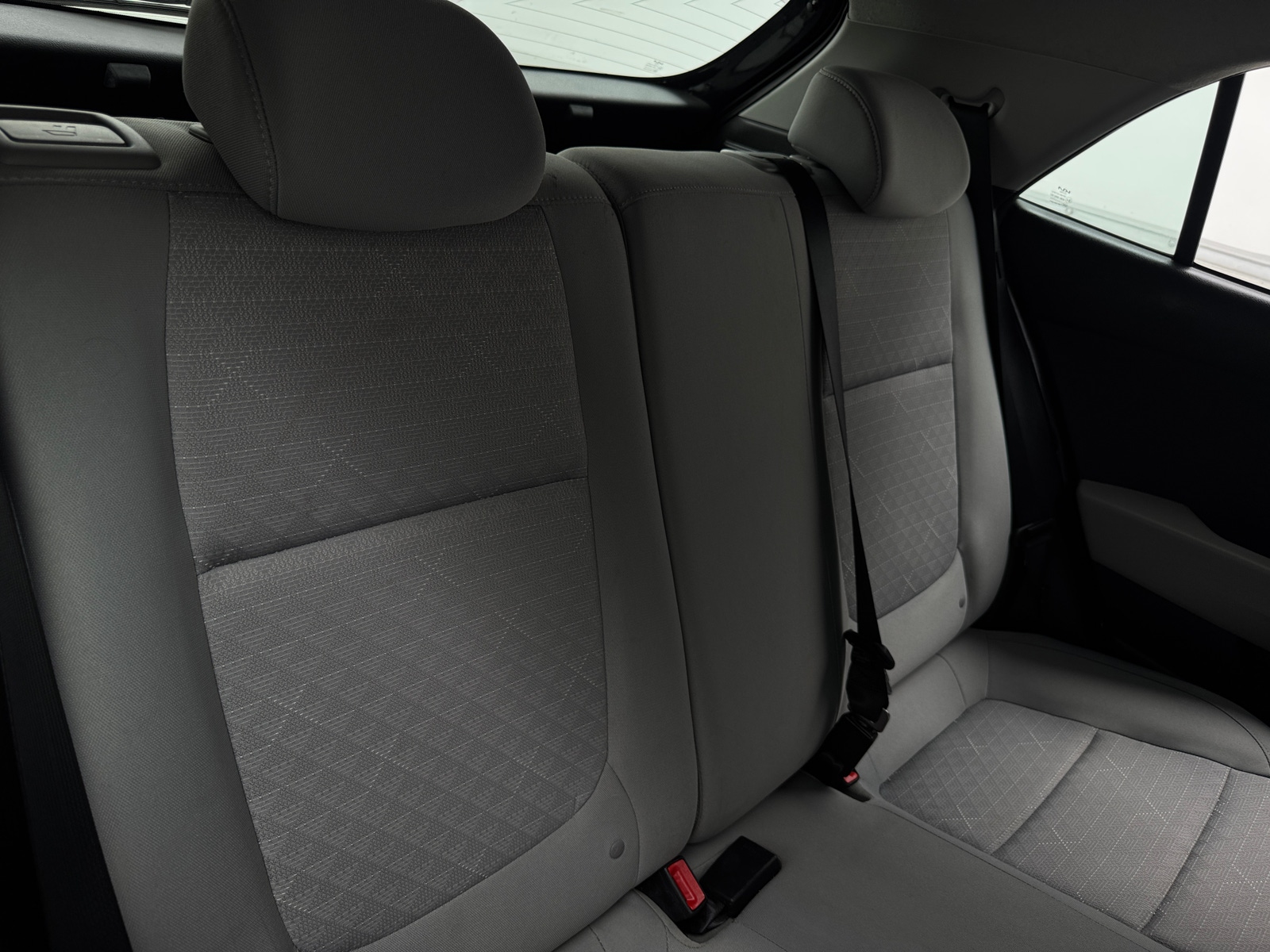 Thumbnail: 2023 Kia Rio - 6