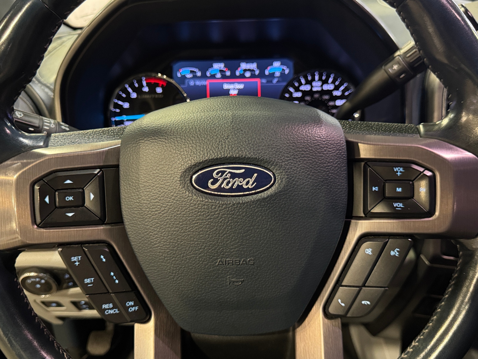 Thumbnail: 2022 Ford Econoline - 5
