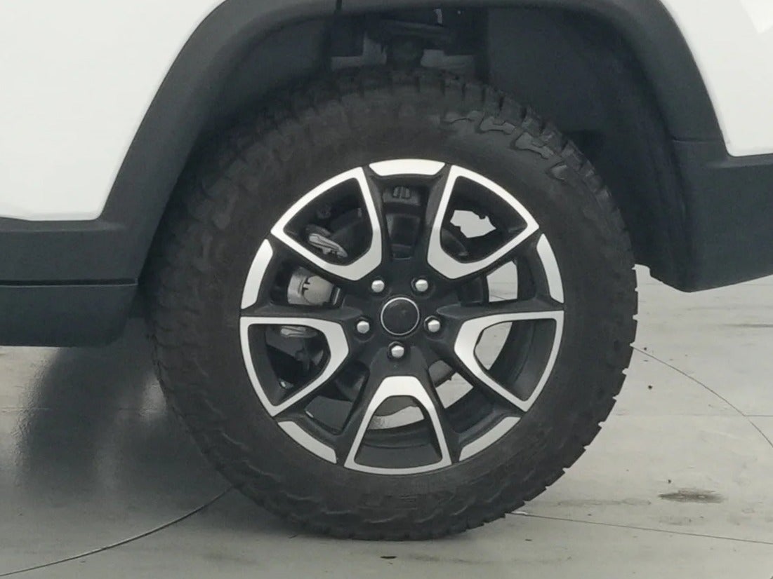 2025 Jeep Compass Trailhawk - Photo 9