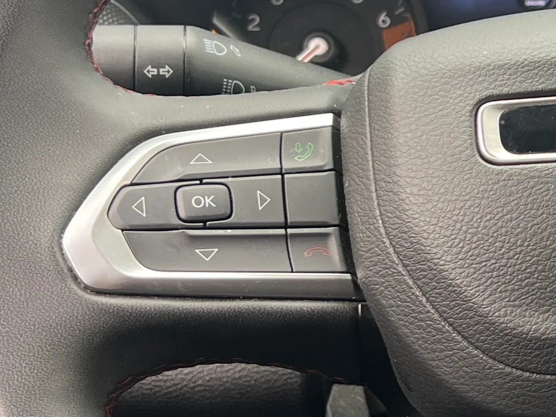 2025 Jeep Compass Trailhawk - Photo 16