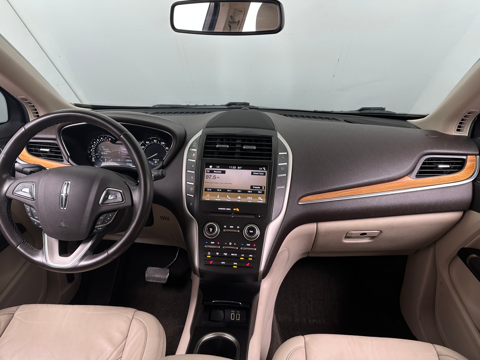 Thumbnail: 2017 Lincoln MKC - 2