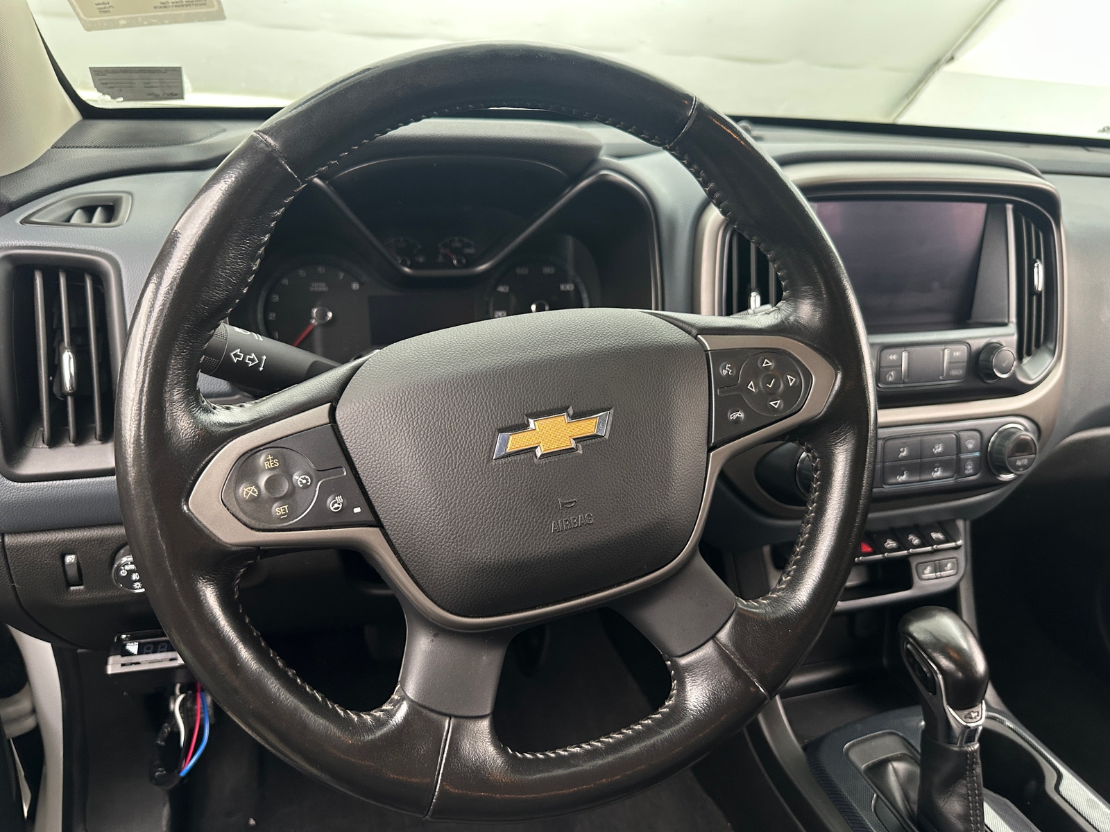 Thumbnail: 2022 Chevrolet Colorado - 4