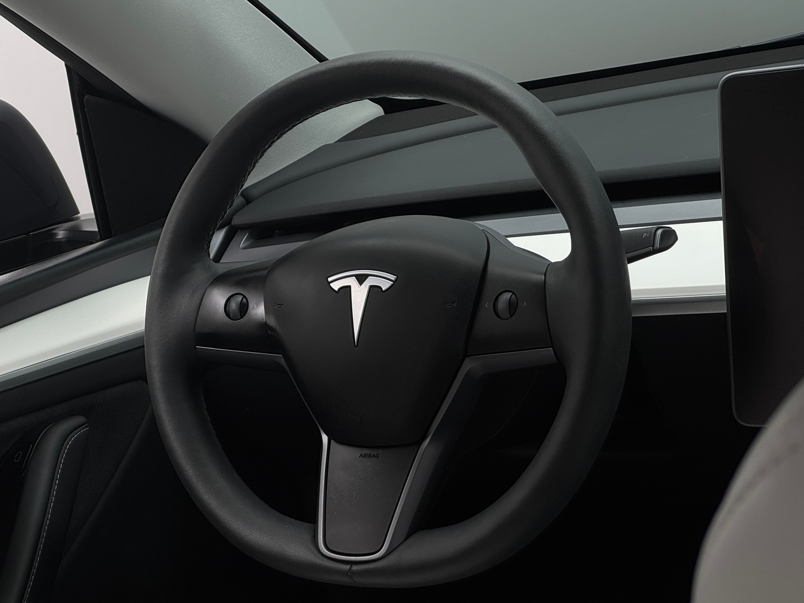 Thumbnail: 2023 Tesla Model Y - 4